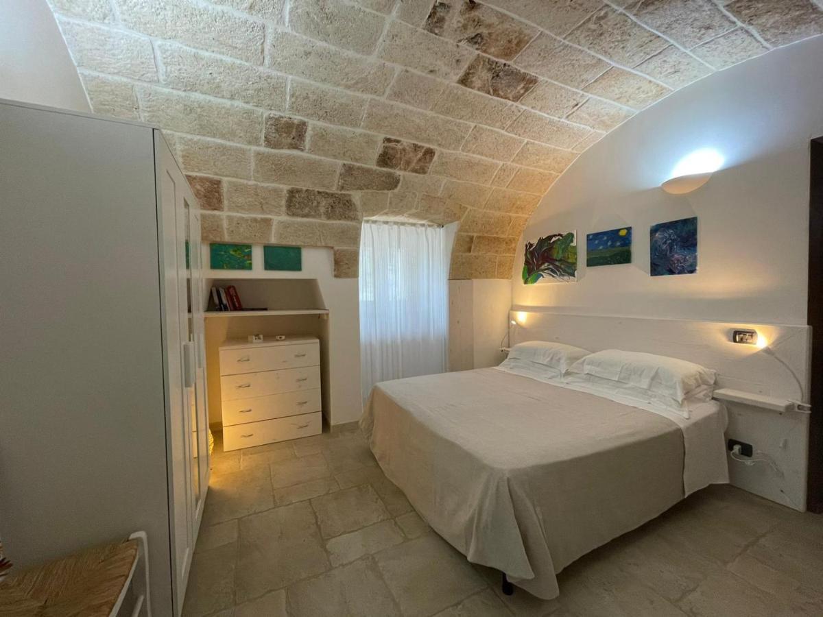 Il Vecchio Carrubo - Villa Con Piscina A Sfioro Macchia di Monte Kültér fotó